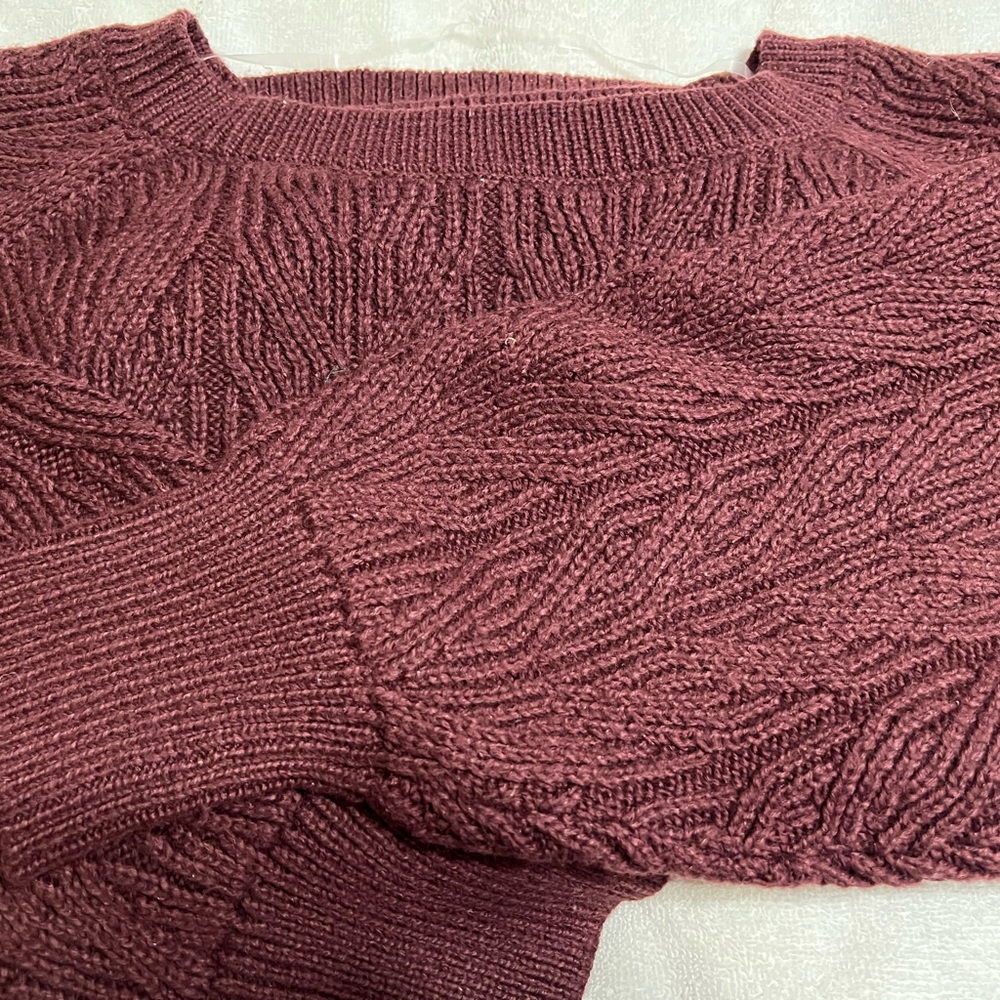 Old Navy Women's Cable Knit Sweater - Deep Burgundy NWT